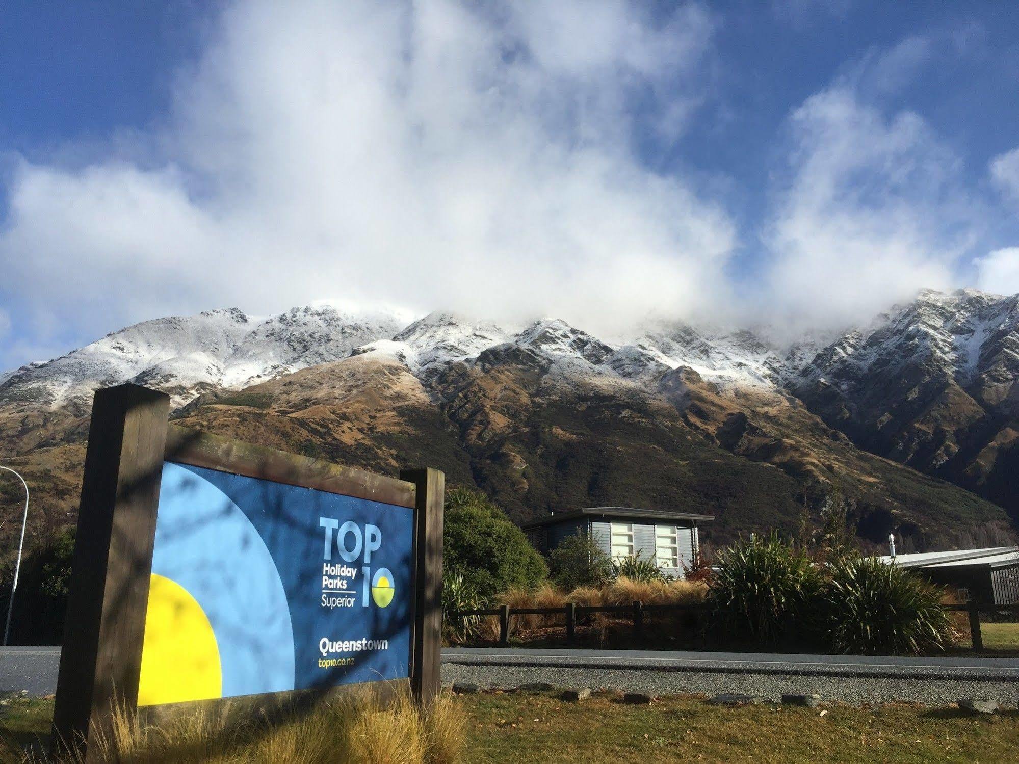Queenstown Top 10 Holiday Park Exterior foto